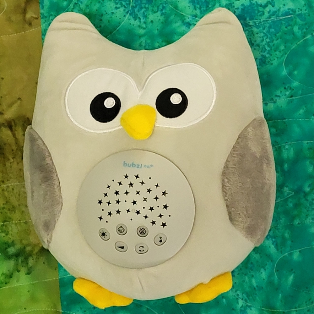 NWT Bubzi Co Soothing Sleep Owl Sound Machine